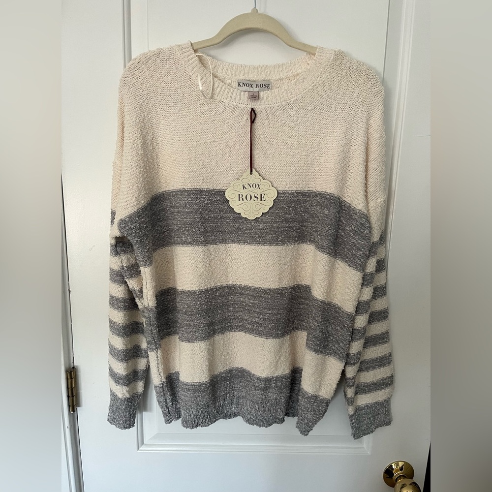 Light weight sweater